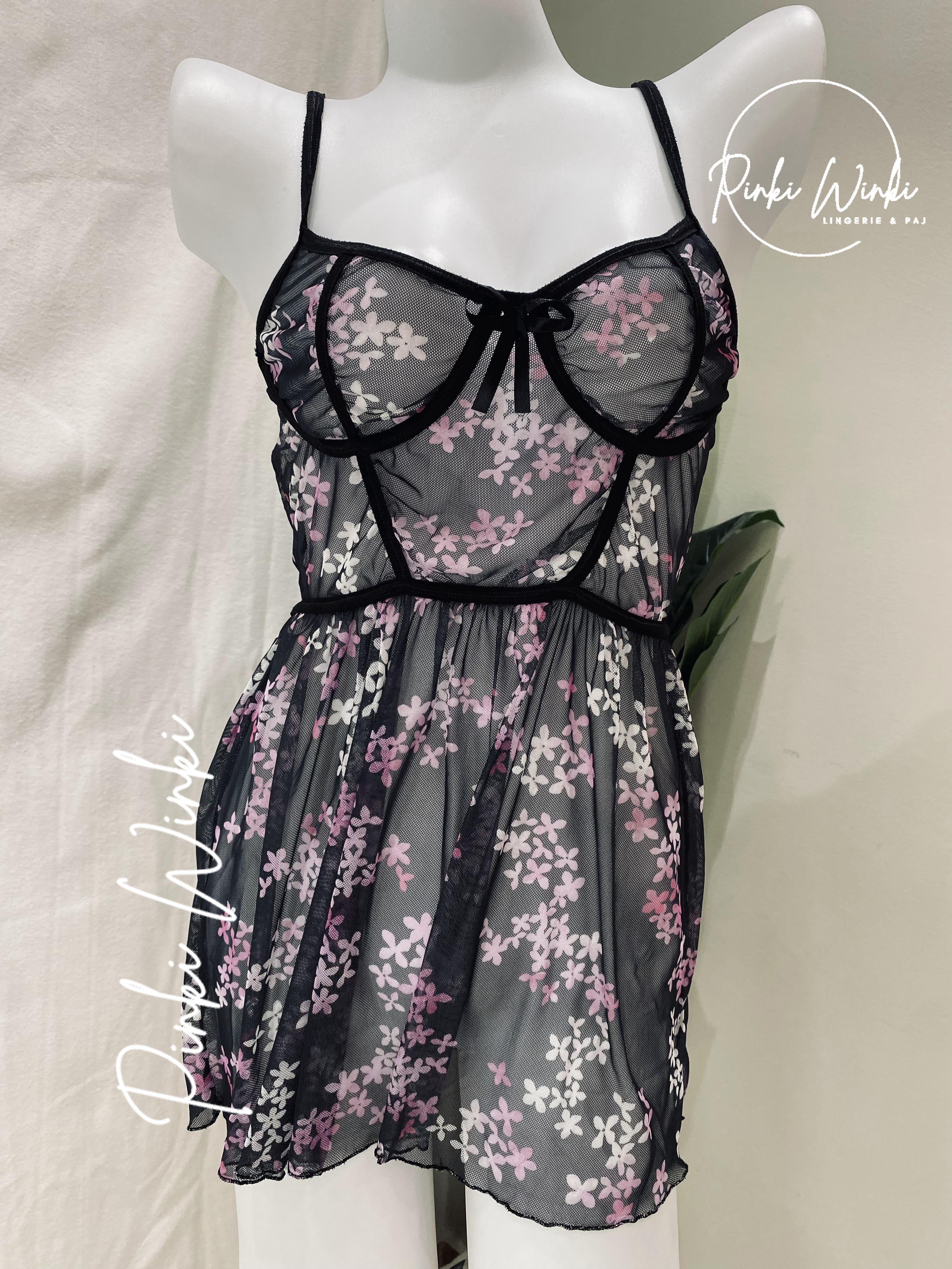 بابي دول شبك مزهر أسود قصير