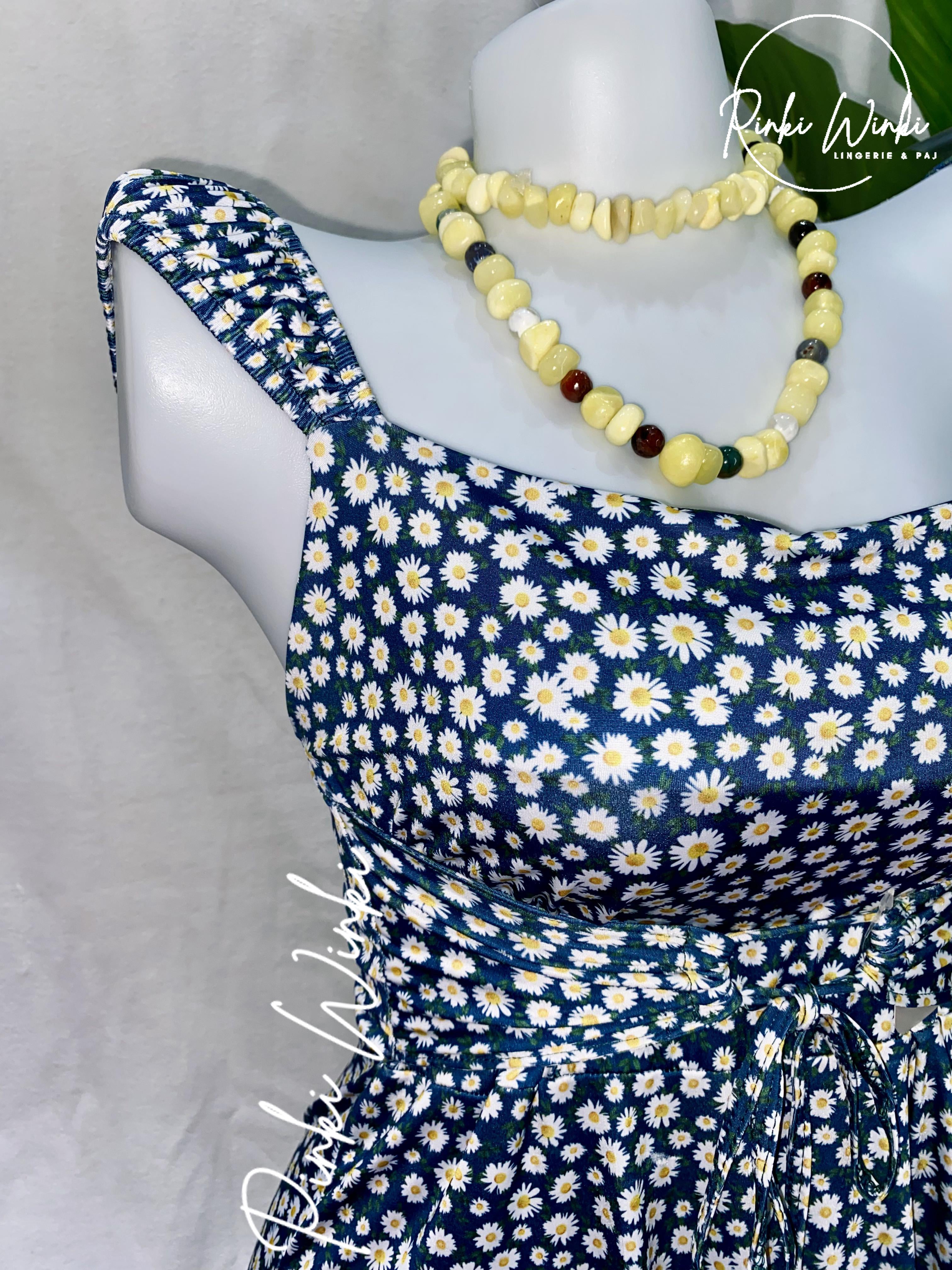 فستان اسود قصير