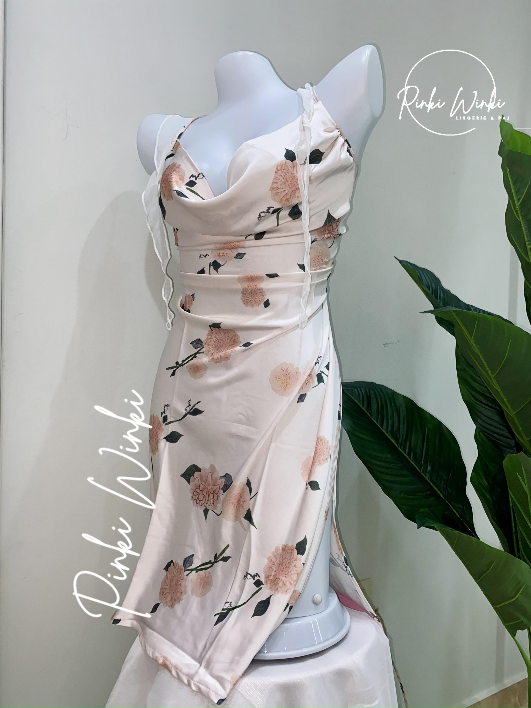 فستان وردي فاتح ستان