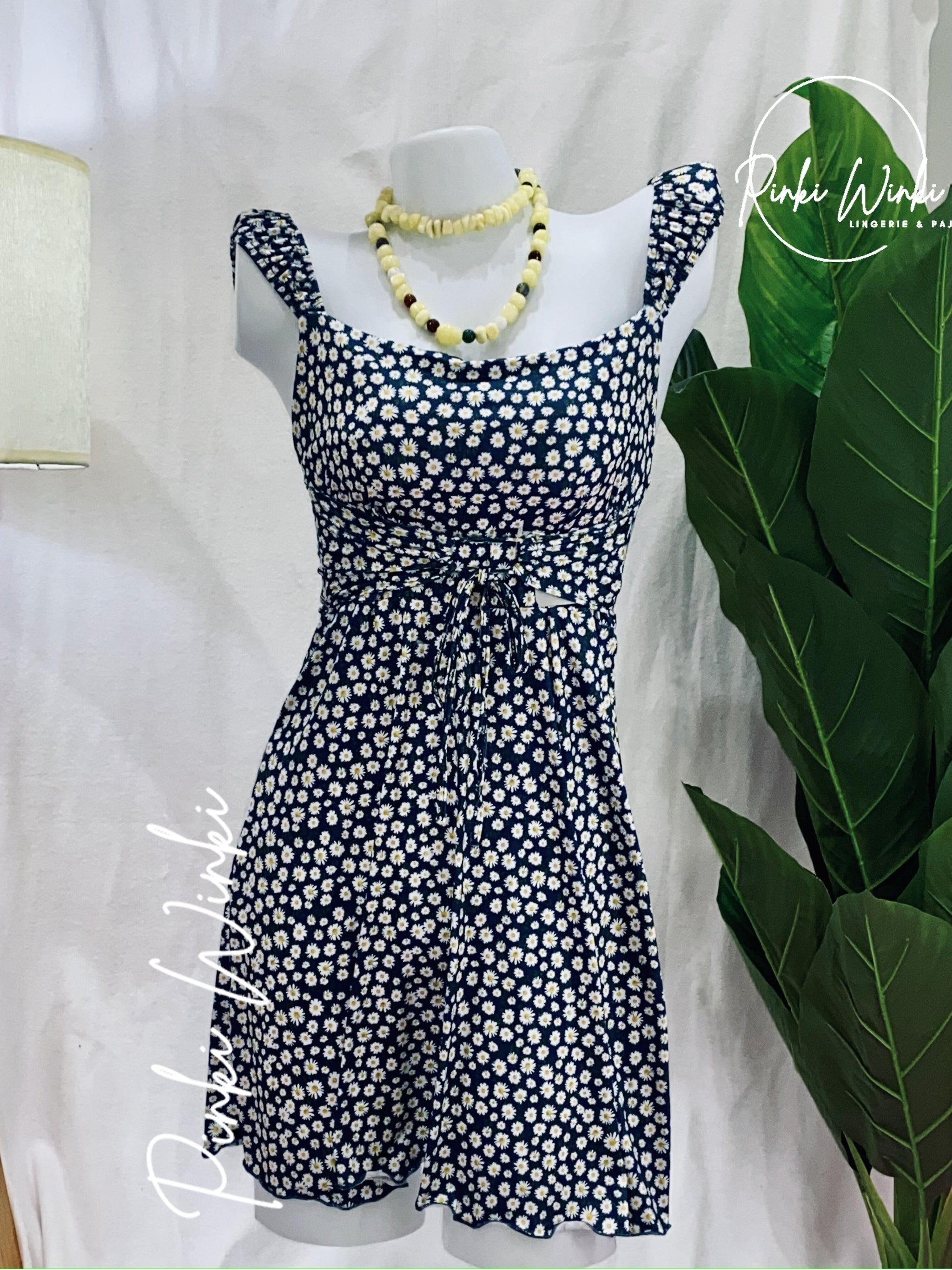 فستان اسود قصير